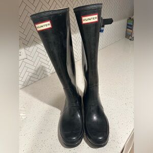 **Hunter Rain Boots” size 8
